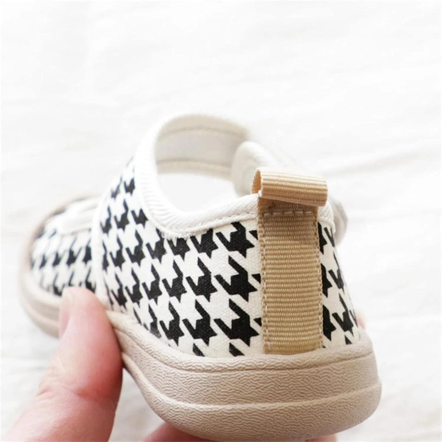 2025 Toddler Baby Girl Shoes Canvas Shoes Baotou Sandals Baby Soft Soles Non Slip Suitable For 2 To 11 Years