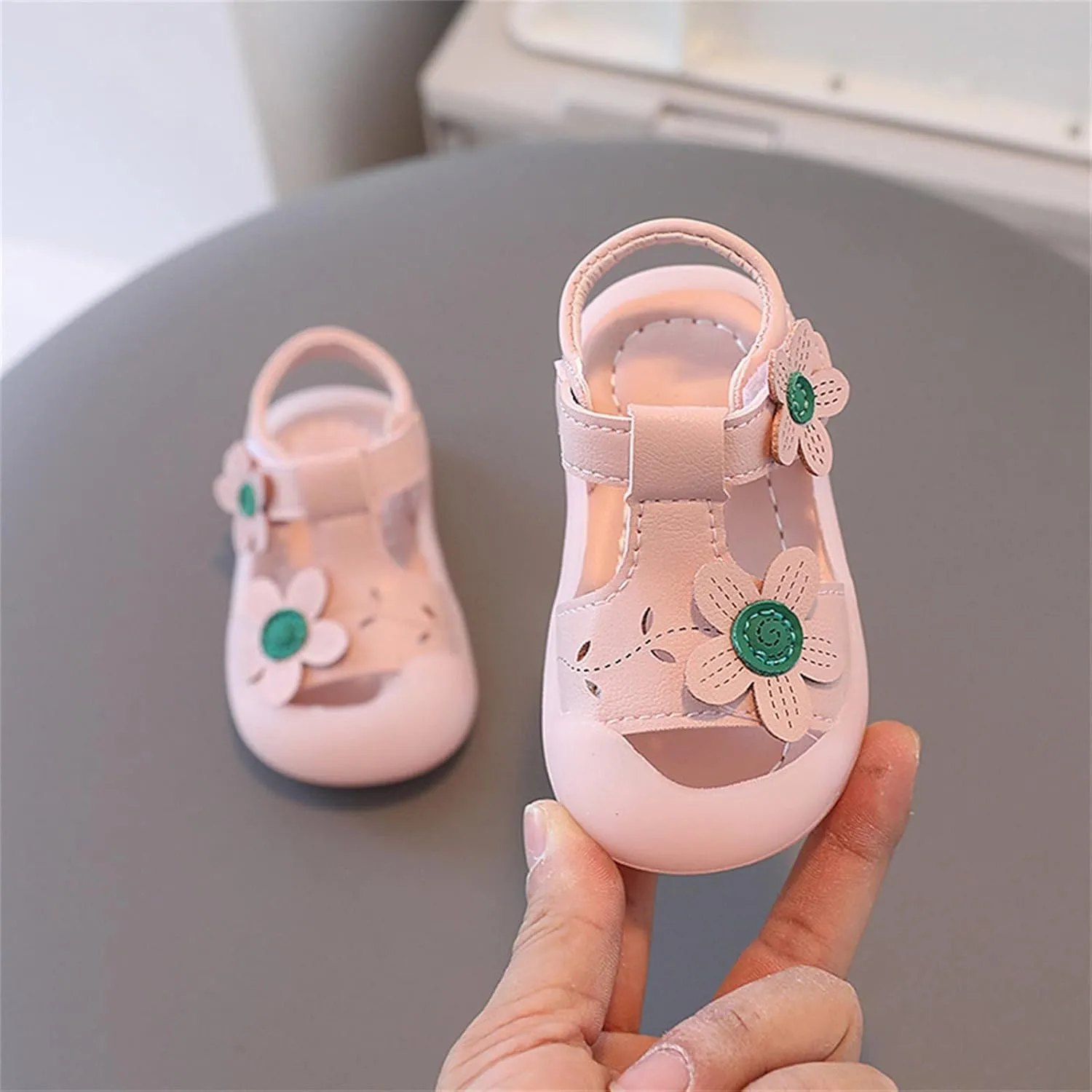 2025 Toddler Baby Girl Shoes Trendy Summer Breathable Bag Head Sandals Girl Baby Soft Sole Sandals