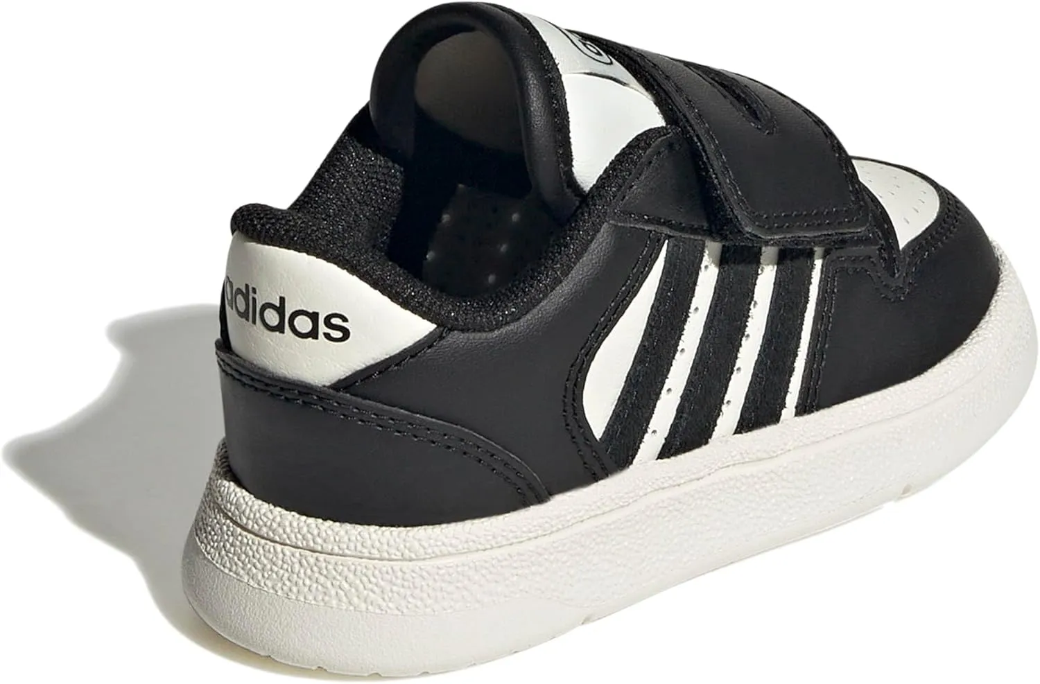 adidas Baby-Boy's Turnaround Basketball Sneaker