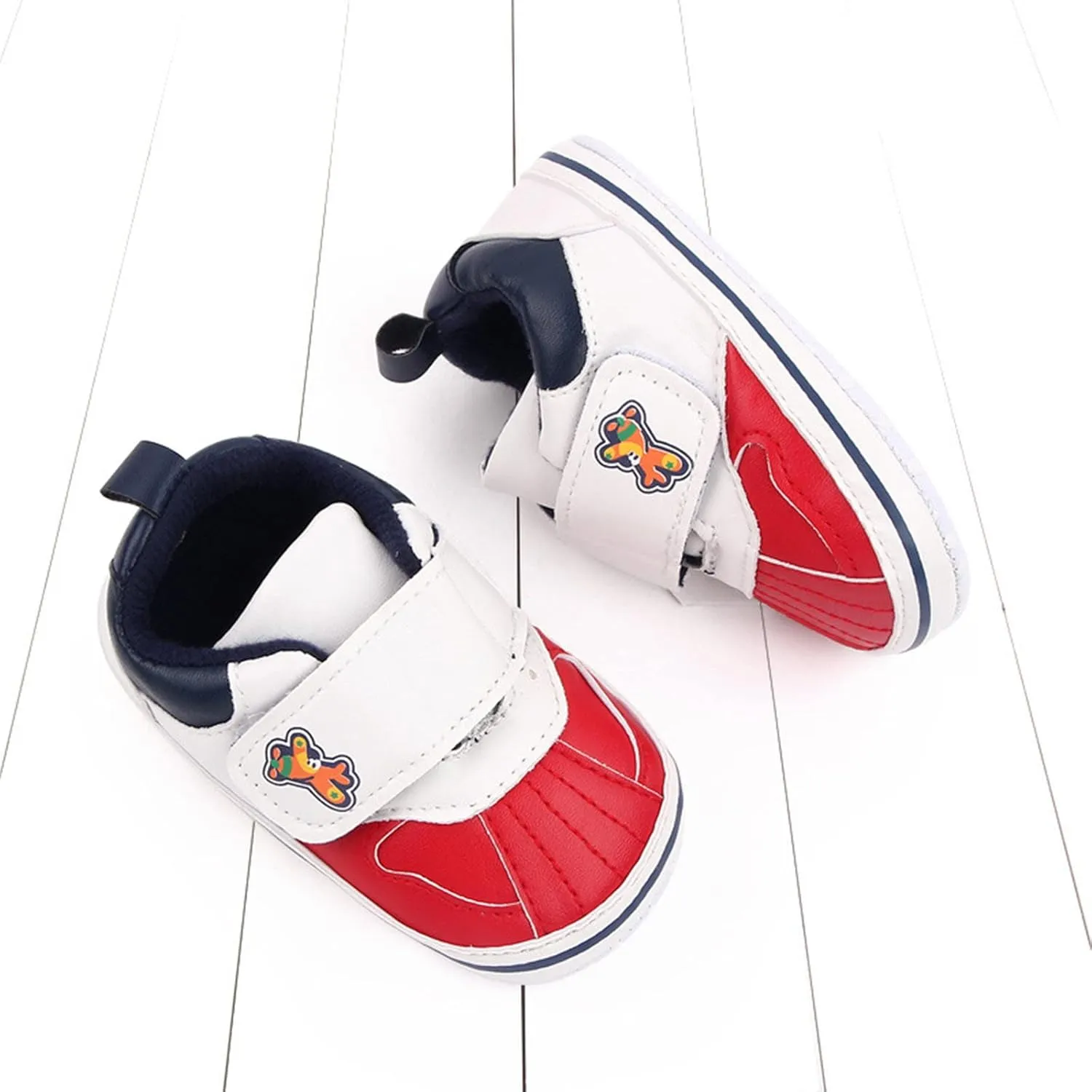 Baby Boys Girls Leather Pre-Walking Sneakers Toddler Anti-Slip Soft Sole Infant Lightweight First Step Flat Shoes