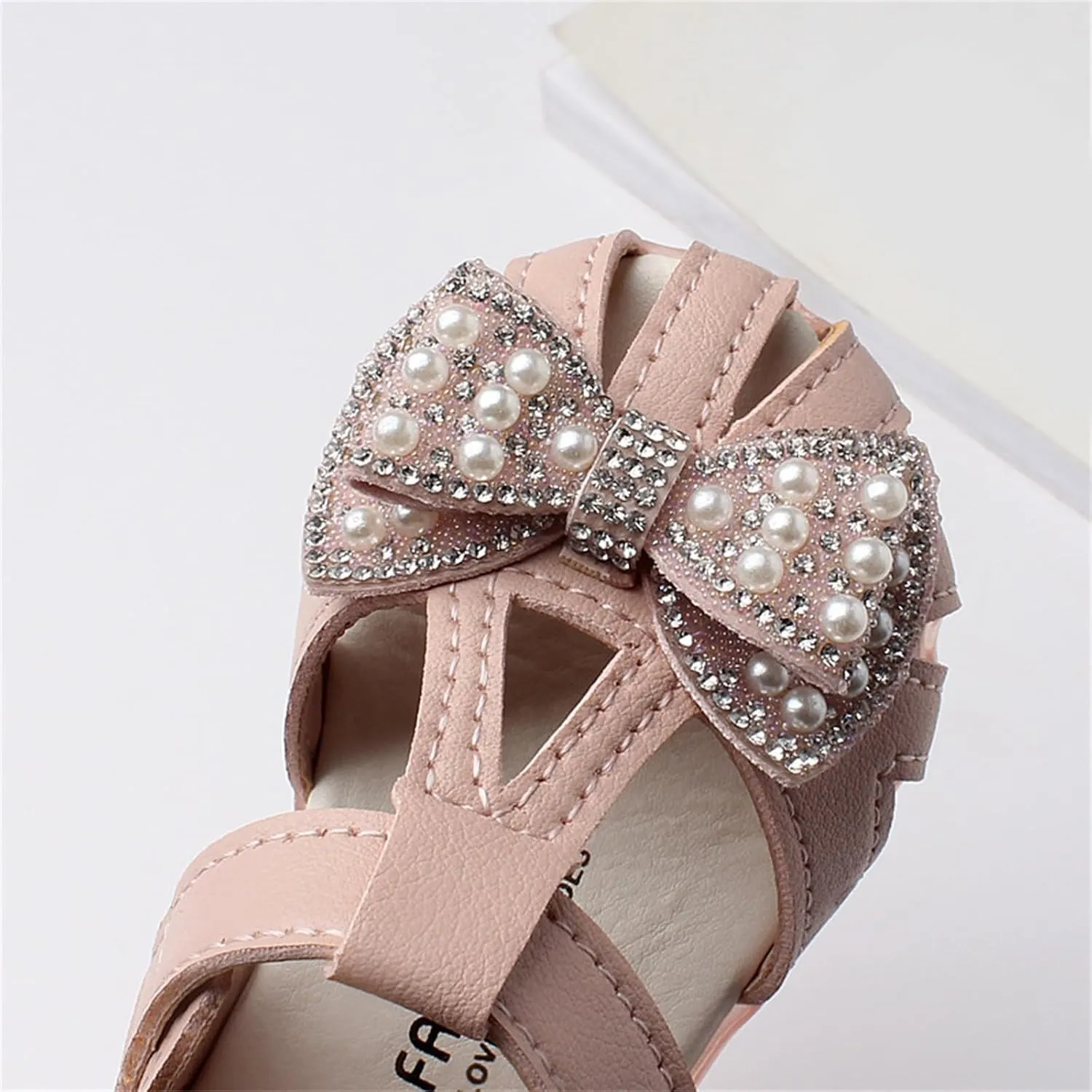 Baby Girls Shoes Toddler Baby Girl Shoes Breathable Shoe Dew Toe Shoe Bag Head Sandals Girl Leather Soft Closed Toe
