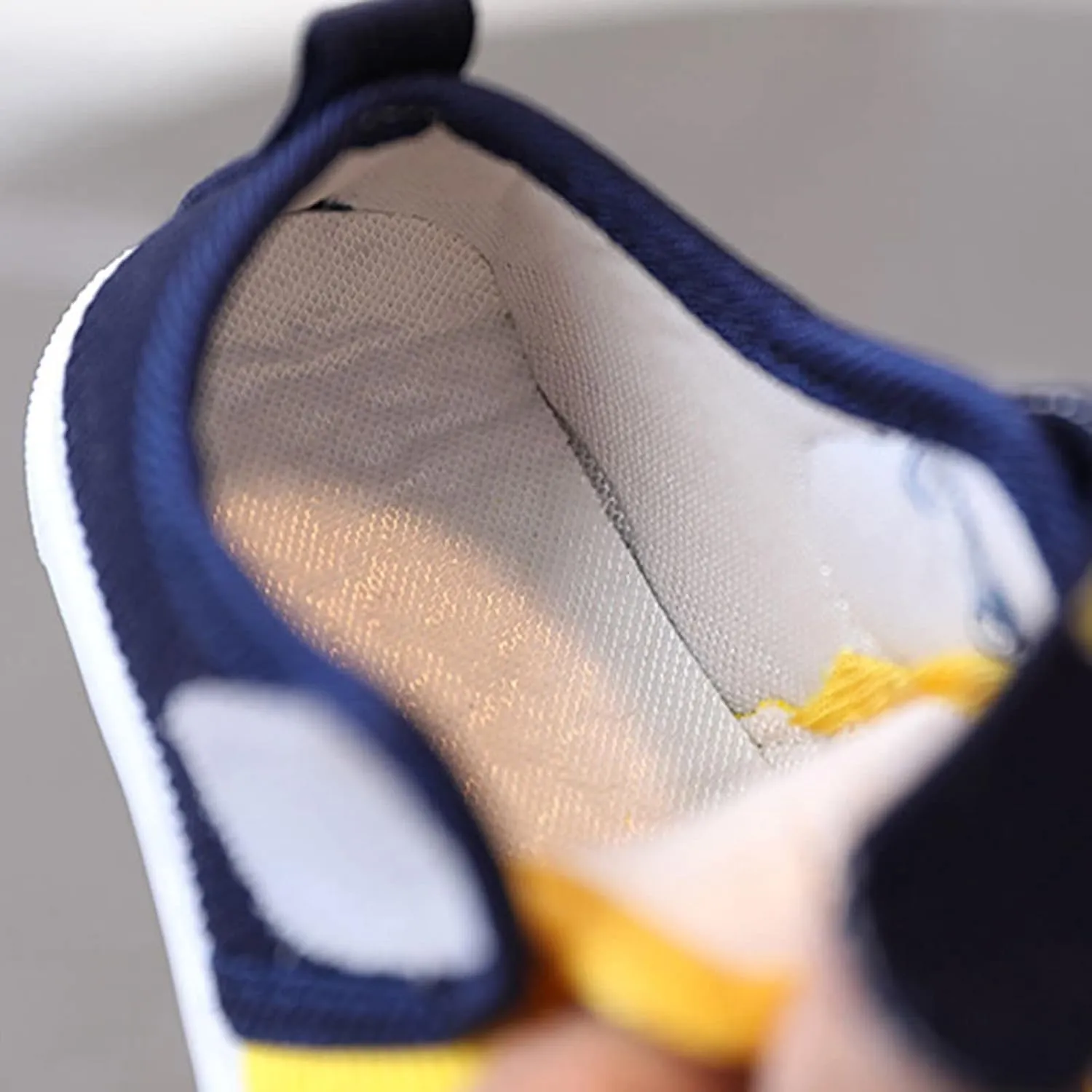 Baby Shoes Infant Boy Girl Walking Shoes Breathable Lightweight Elastic Sock Shoes Memory Sole Outdoor Sneakers