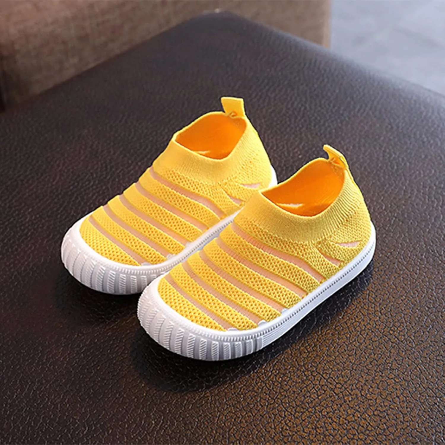Boys' Sneakers Girls Summer Sneakers Flying Woven Mesh Breathable Comfortable Flat Casual Cute Shoes Black Sneakers