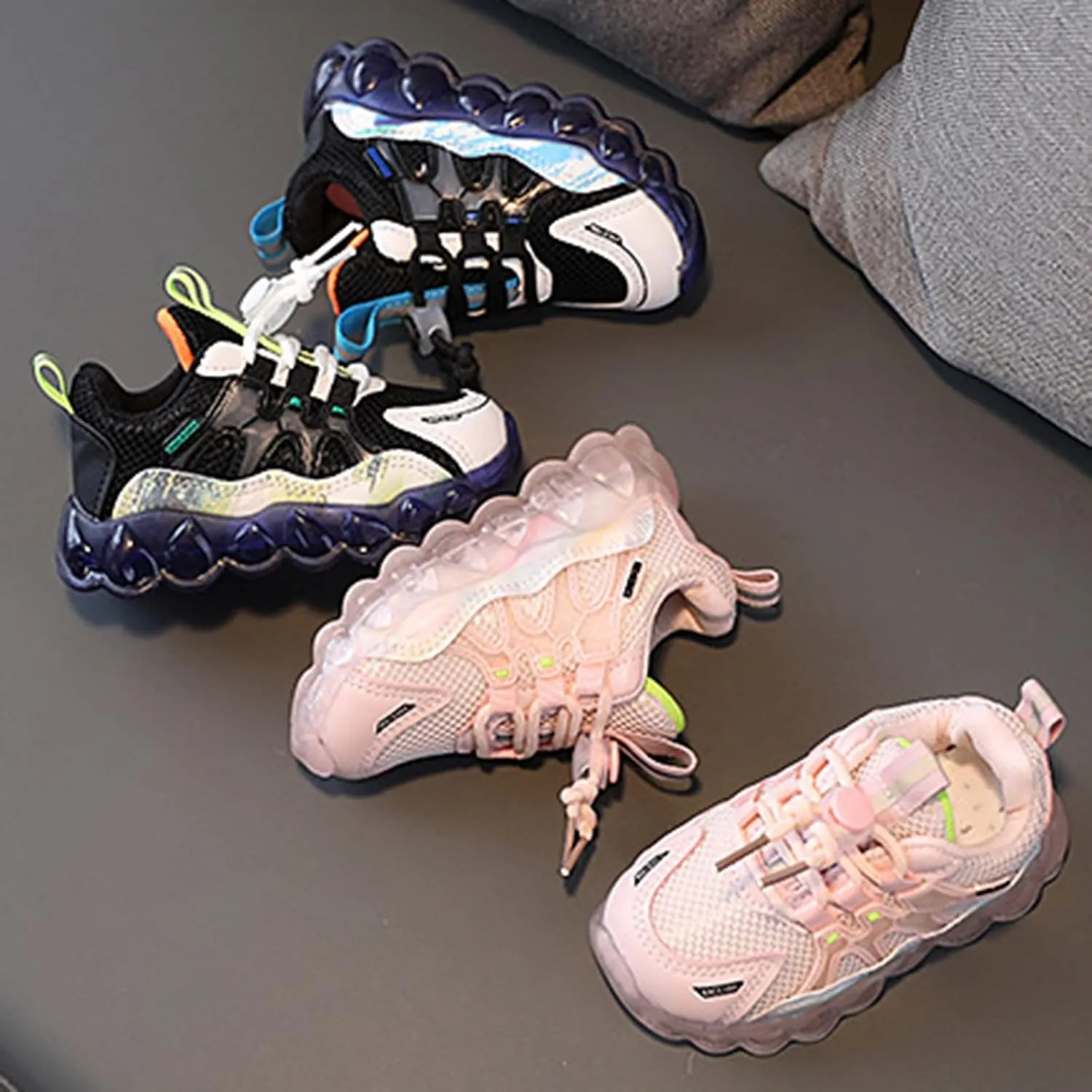 Fashion Light On LED Baby Shoes Children Casual Shoes Boy Soft Sole Sport Shoes Kids Toddler Girls Running Shoes