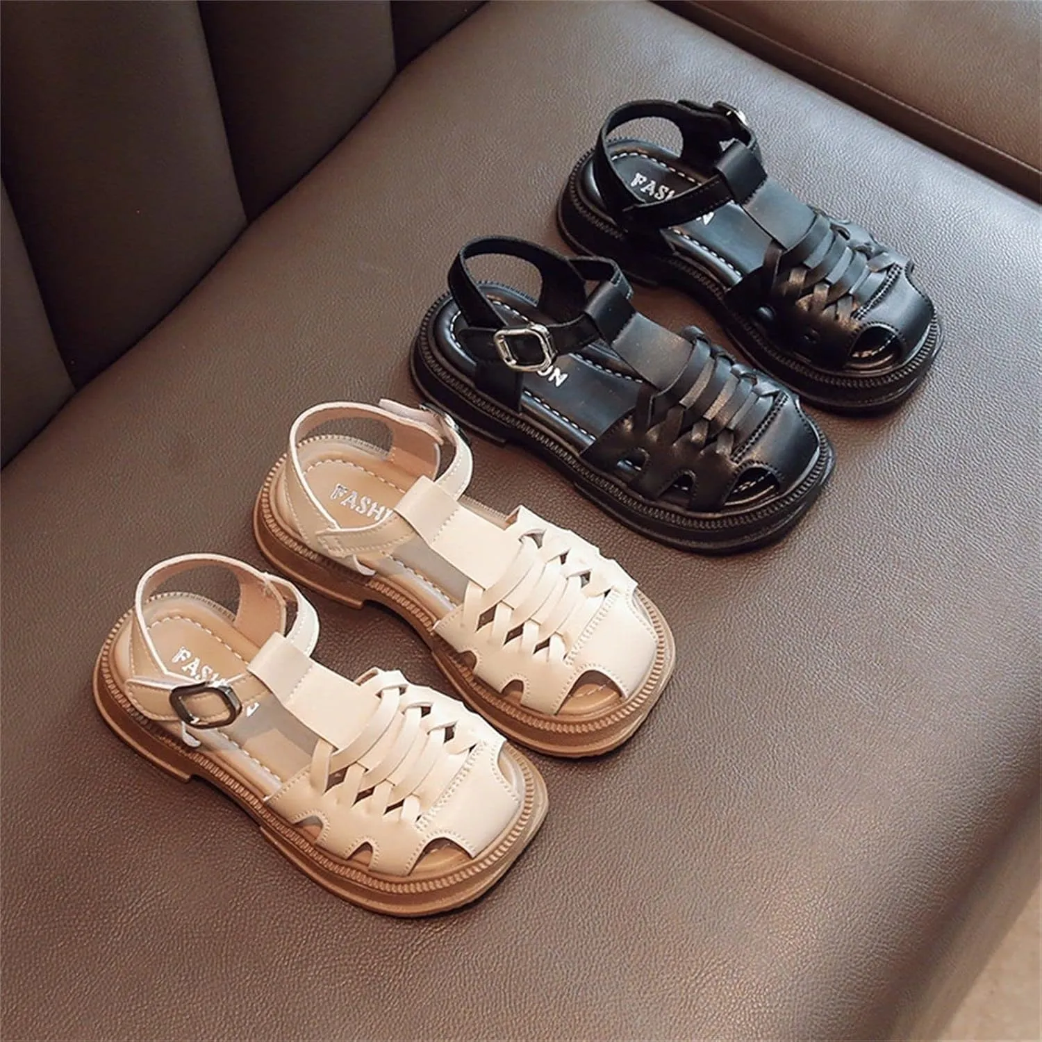 Girls Kids Wide Sandals Open Toe Slip On Strap Flat Shoes Baby Childrens Girl Rubber Soft Sole Fashion Dance Sneaker