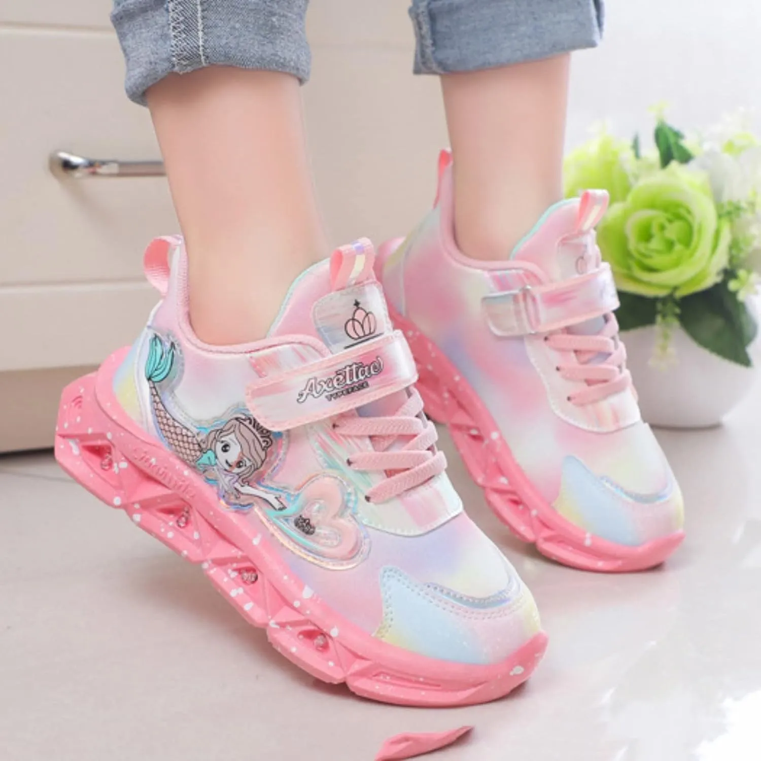 Girls Princess Shoes Slip On Light-Up Sneakers Mermai Shoes Breathable Mesh Sneakers Lightweight Running Shoes