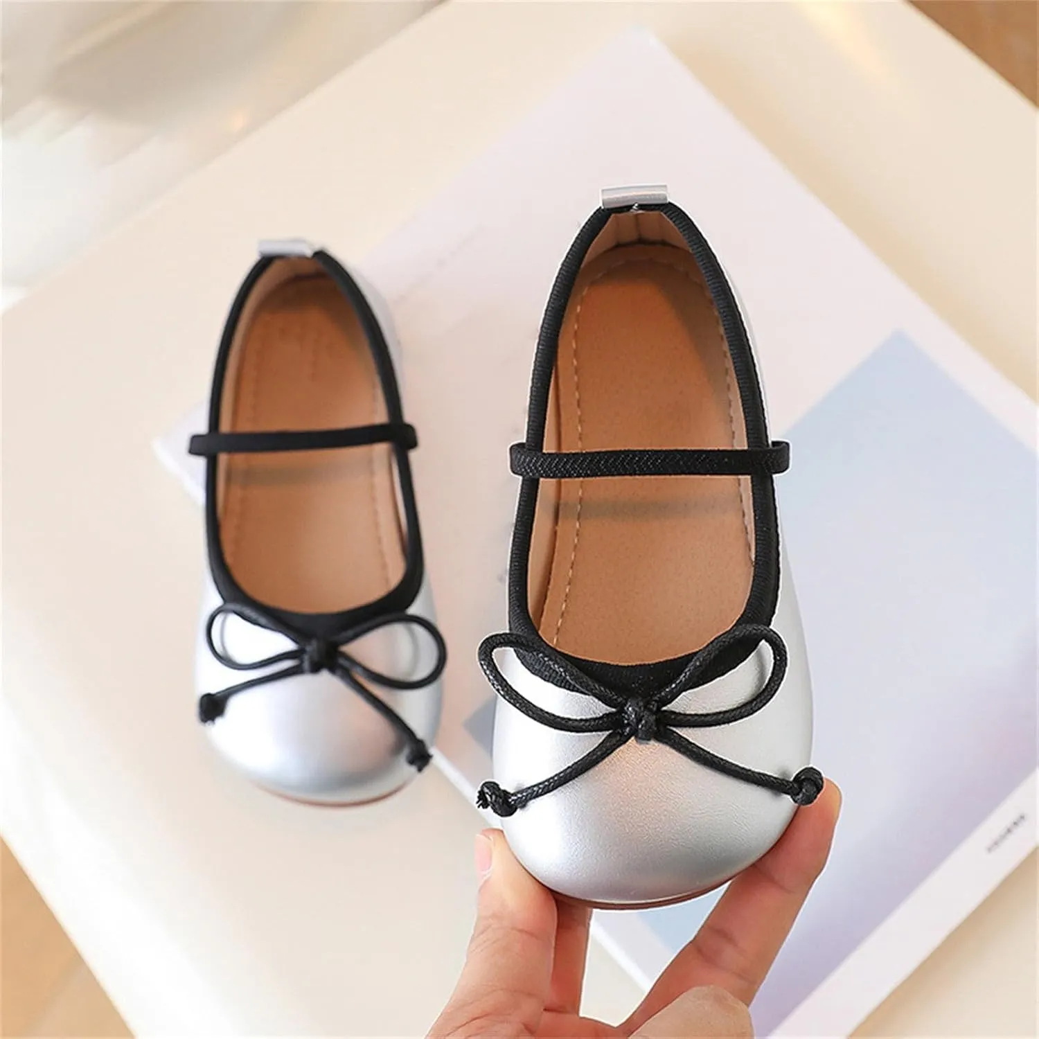 Girls Shoes Children Shoes Non Slip Soft Sole Leather Shoes Bowknot Single Shoes Girls Toddler Sandals