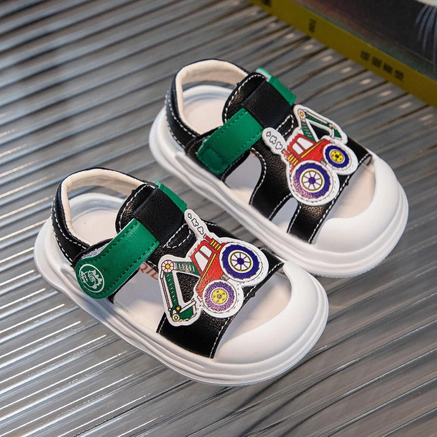 Infant Toddler Car Sandals Closed Toe Soft Sole First Walking Shoes Toddler Girls Slipper with Cute Cartoon Pattern