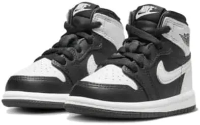 Jordan Boy's Air 1 Retro High Og Shoes