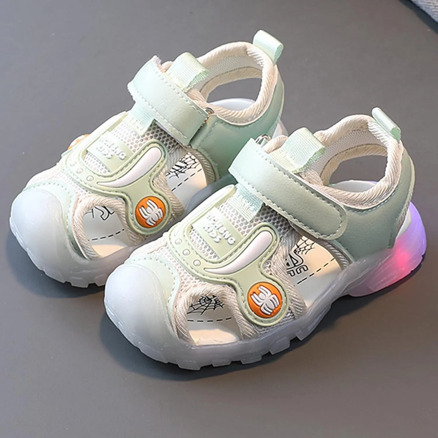 Kids Home Shoes Fashion Light On LED Baby Shoes Casual Children Shoes Girls Sandals Soft Sole Kids Beach Shoes