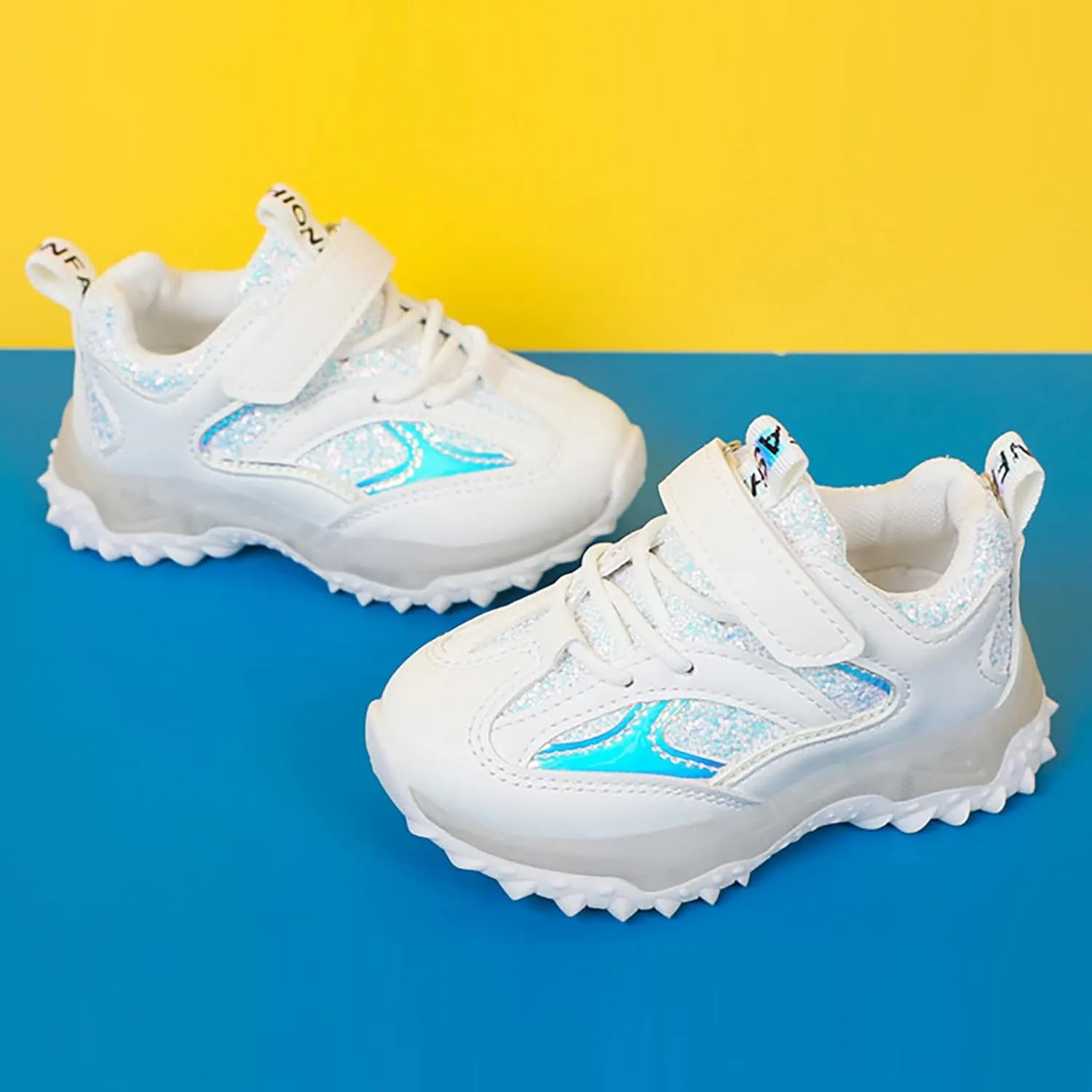 Little Girls Tennis Shoes Spring Autumn Non Slip Soft Sole Baby Toddler LED Flashing Lights Shoes Boys Baby Boy Shoes