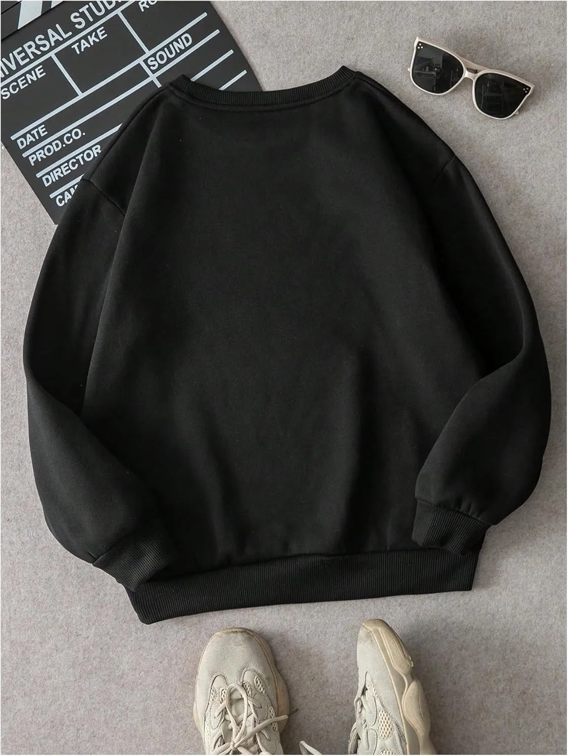 MakeMeChic Women's Long Sleeve Sweatshirts Graphic Print Round Neck Pullover Tops