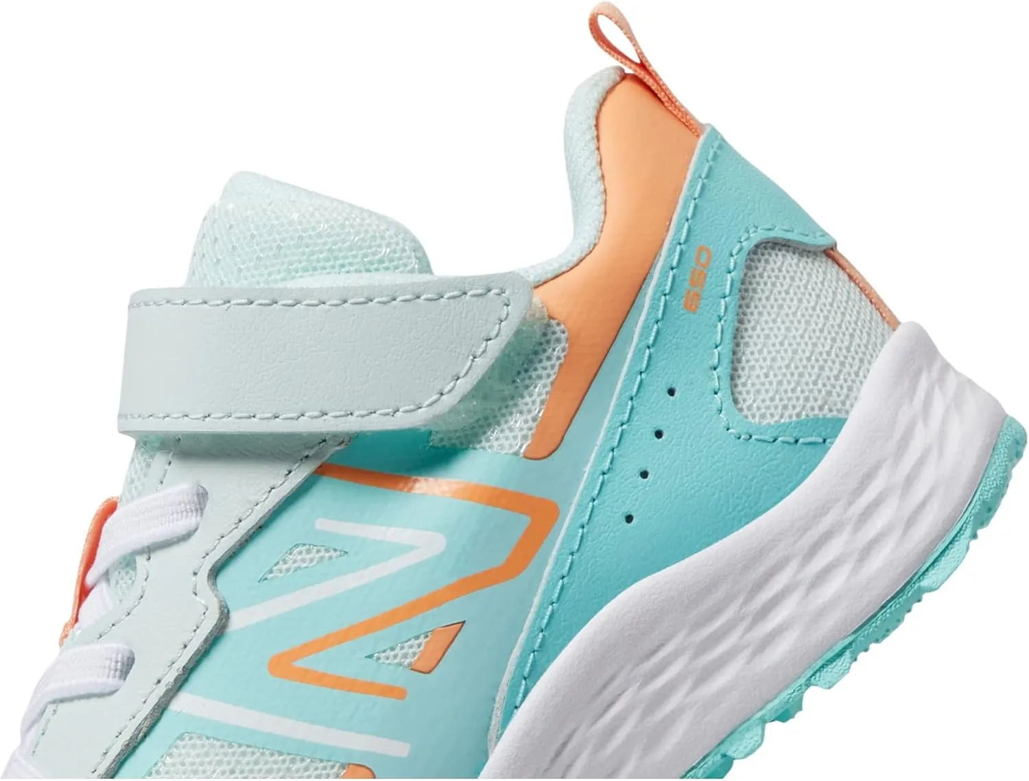 New Balance Baby Girls' Fresh Foam 650 V1 Bungee Lace with Top Strap