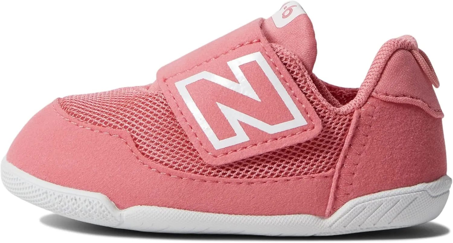 New Balance Unisex-Child New-b V1 Hook and Loop Sneaker