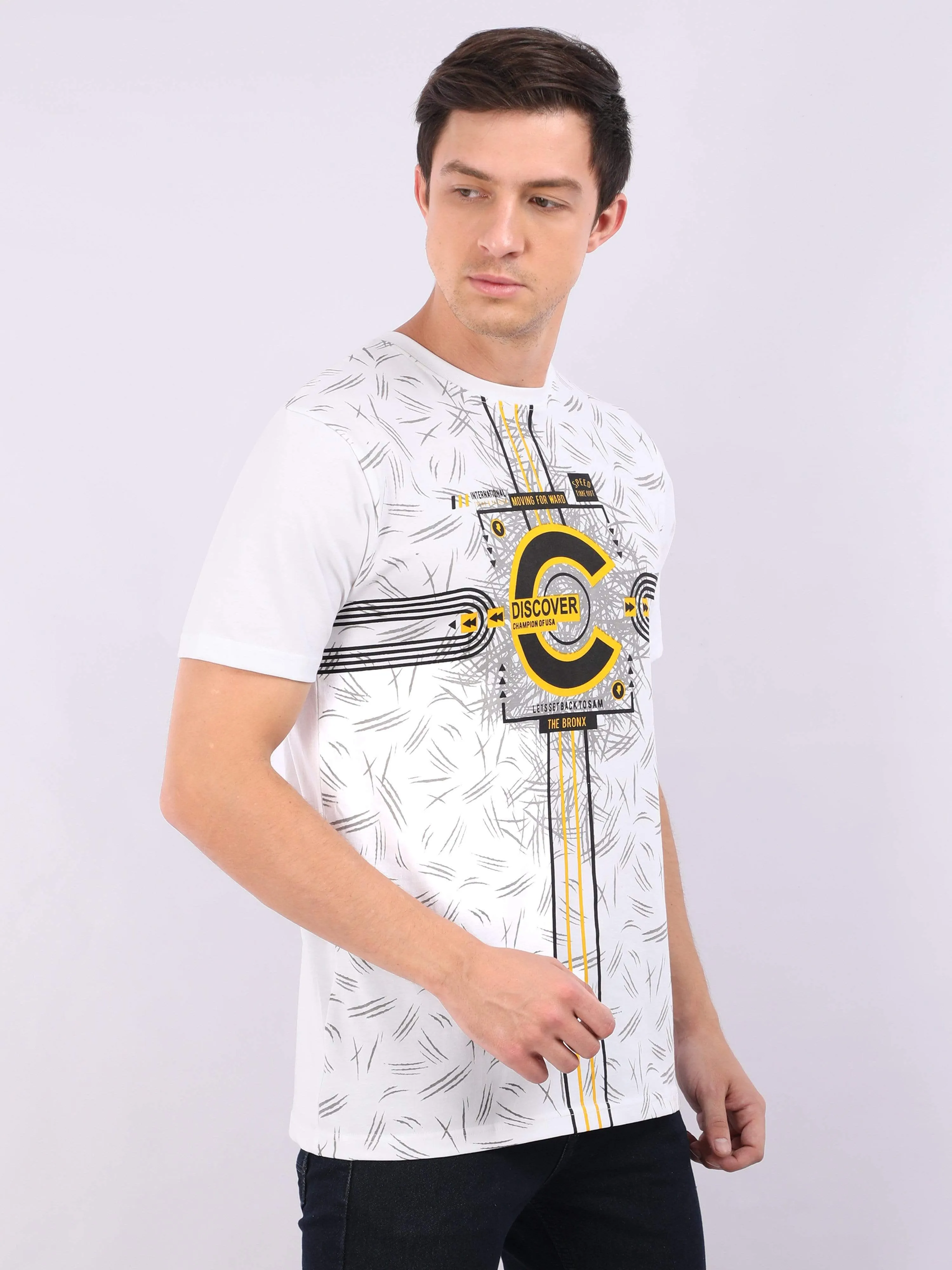 REDpockets Round Neck White Cotton Printed TShirt For Men R006