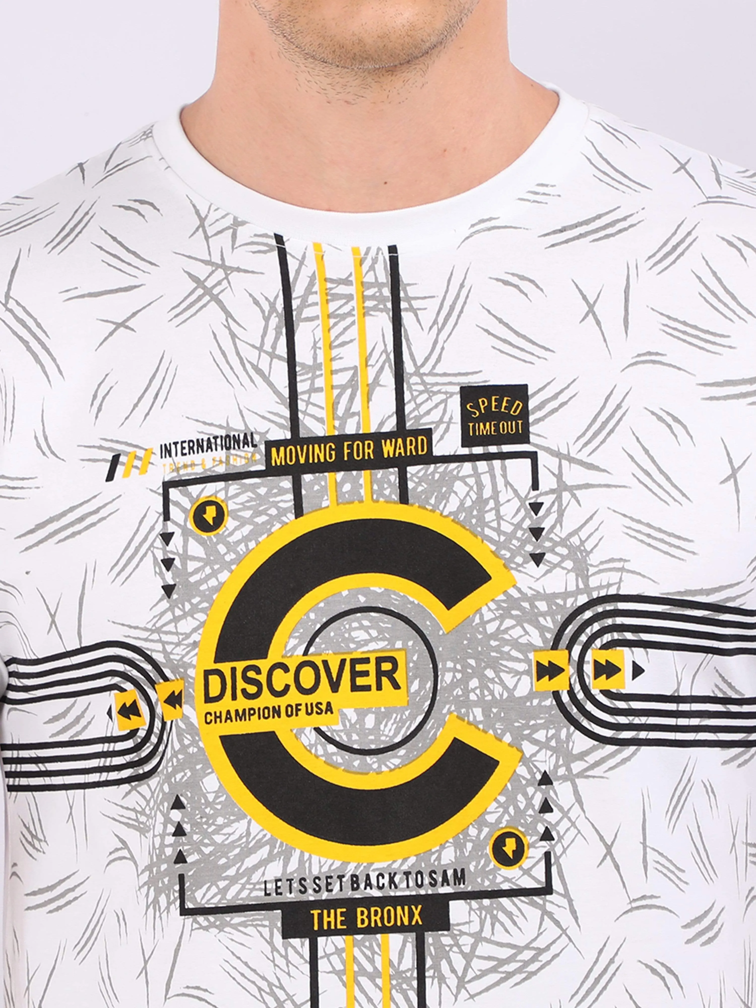 REDpockets Round Neck White Cotton Printed TShirt For Men R006