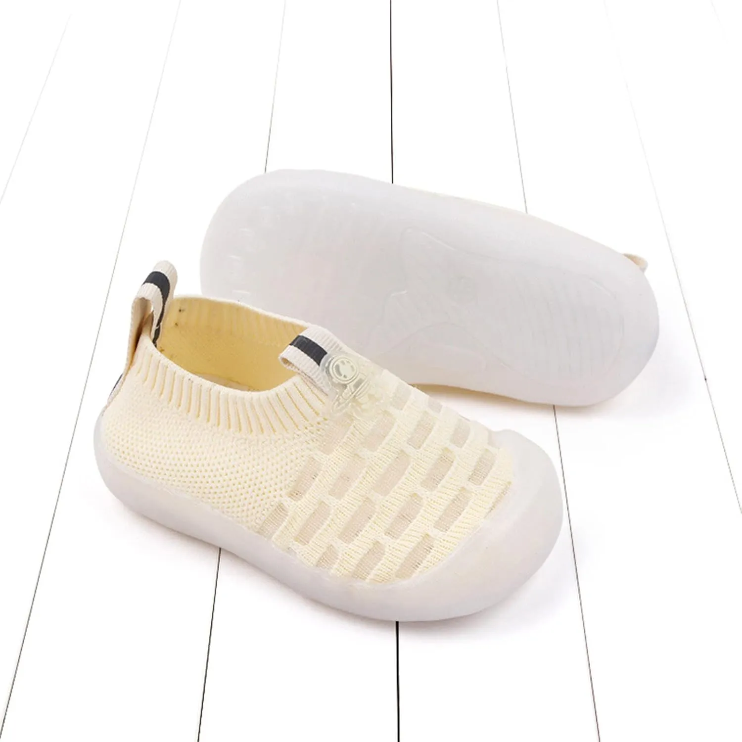 Spring and Summer Children Toddlers Boys and Girls Sports Shoes Flat Bottom Soft Fly Woven Mesh Breathable Comfortable Slip On Solid Casual Baby Girl Running Shoes