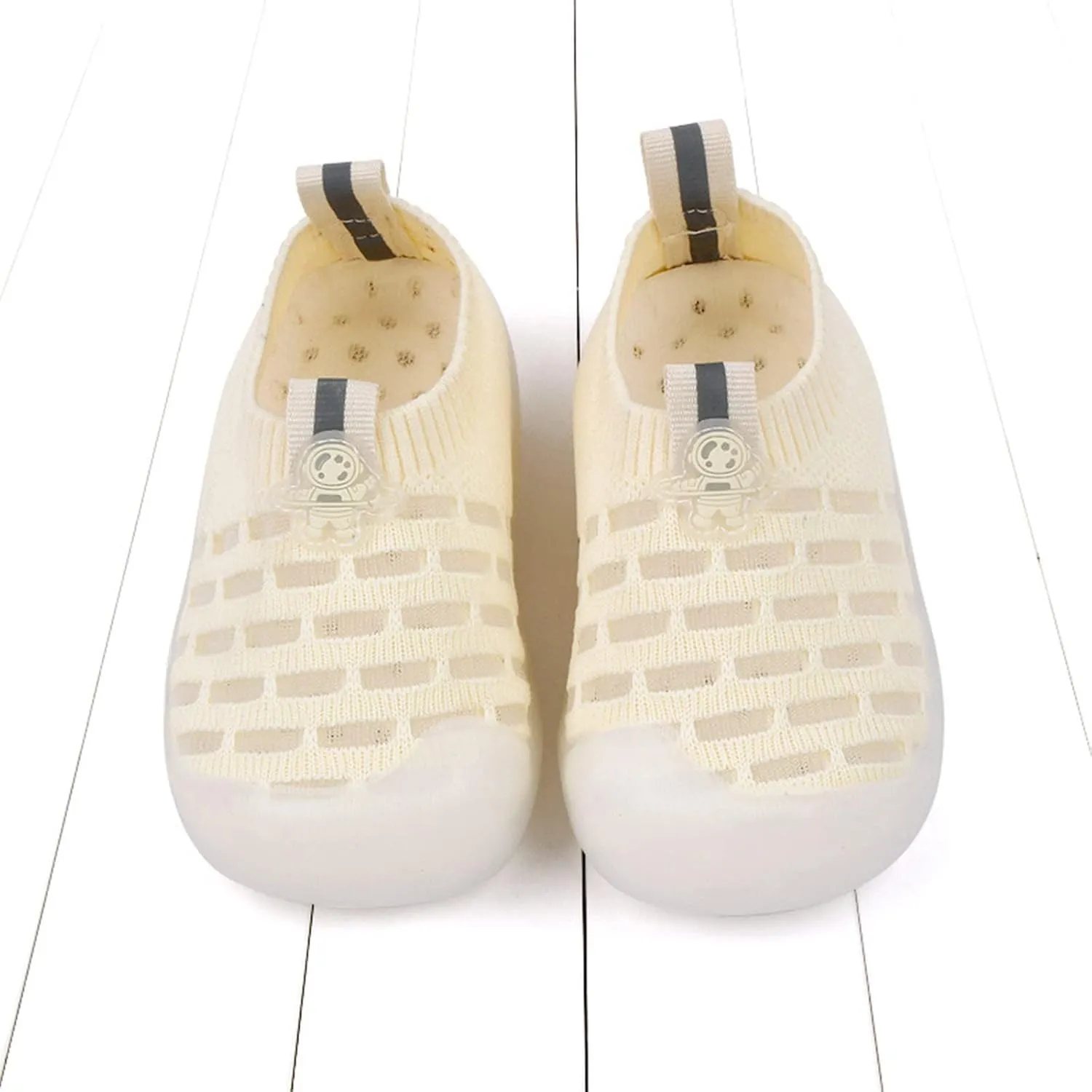 Spring and Summer Children Toddlers Boys and Girls Sports Shoes Flat Bottom Soft Fly Woven Mesh Breathable Comfortable Slip On Solid Casual Baby Girl Running Shoes