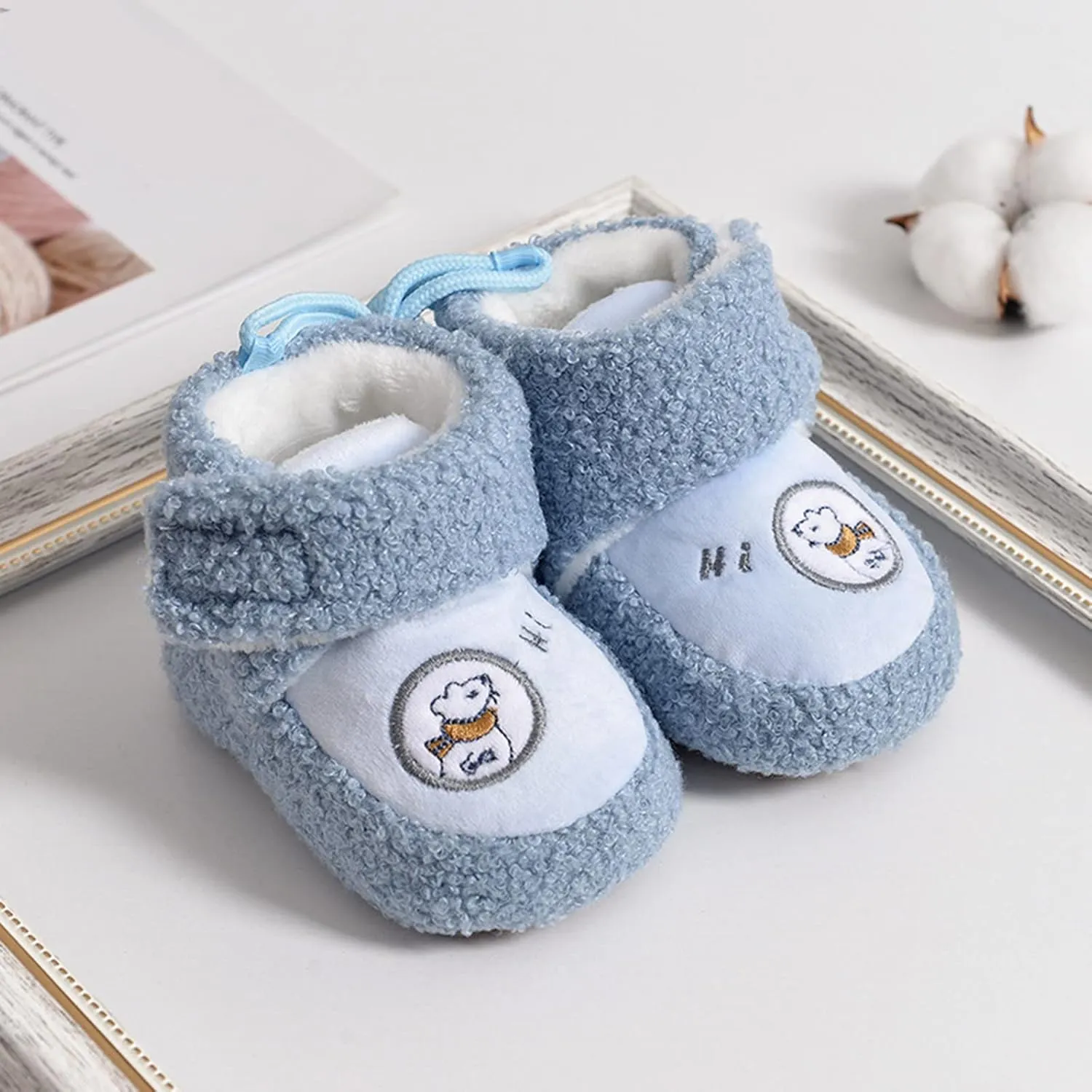 Warm Winter Baby Shoes Cartoon Shape Christmas Baby Shoes Baby Soft Sole Shoes Open to Booties